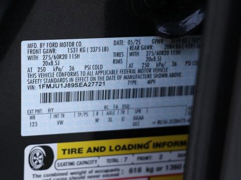 Used 2025 Ford Expedition Active AWD/4WD image 32