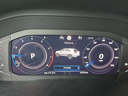 Used 2020 Volkswagen Atlas Cross Sport SEL Premium AWD/4WD image 2