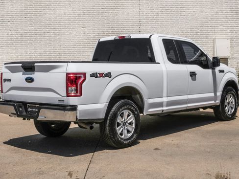 Used 2015 Ford F150 XLT AWD/4WD image 7