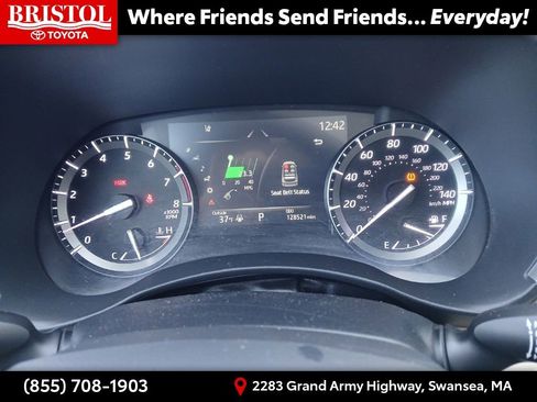 Used 2020 Toyota Highlander XLE image 28