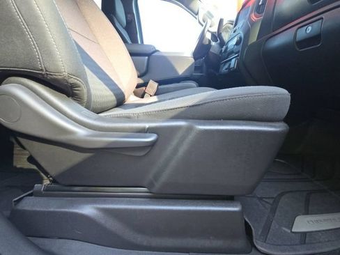 Used 2022 Chevrolet Silverado 1500 Custom RWD image 16