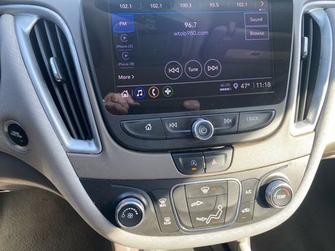 Used 2022 Chevrolet Malibu LS image 20