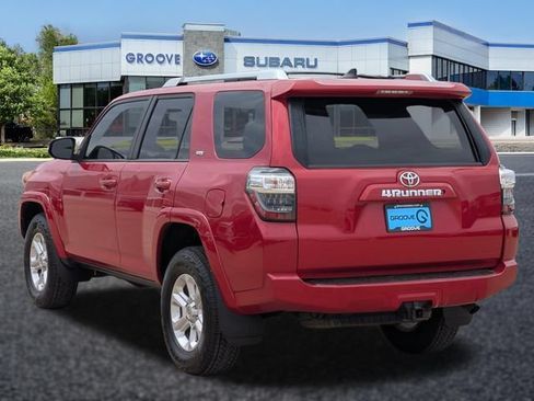 Used 2017 Toyota 4Runner SR5 Premium AWD/4WD image 4