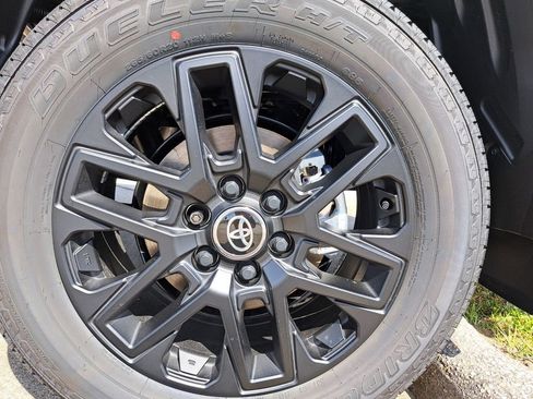 New 2026 Toyota Tundra SR5 image 28