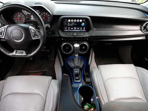 Used 2017 Chevrolet Camaro LT image 2