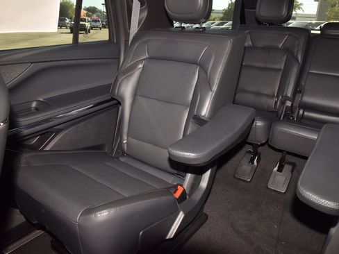 New 2025 Lincoln Navigator L Reserve w/ Jet Appearance Package image 20