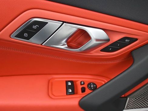 Used 2024 BMW Z4 sDrive30i w/ Premium Package image 21