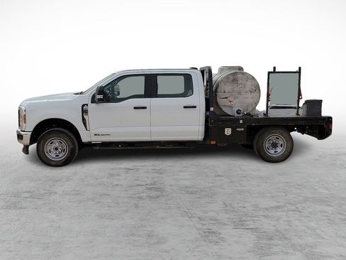 Used 2025 Ford F250 XL w/ XL Chrome Package image 6