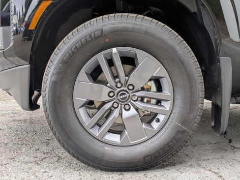 New 2025 Nissan Frontier SV w/ SV Convenience Package image 9