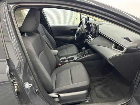 Used 2024 Toyota Corolla LE FWD image 13