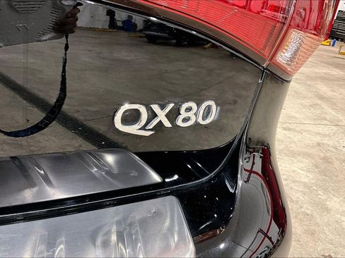 Used 2017 INFINITI QX80 4WD w/ Deluxe Technology Package image 9