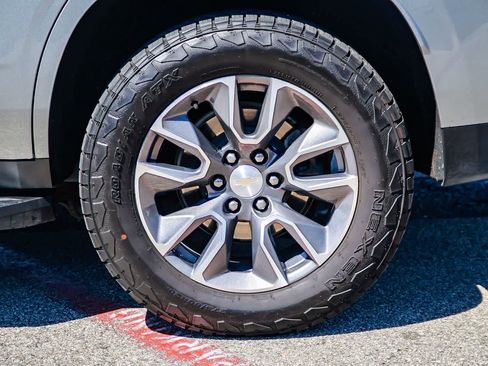 Used 2023 Chevrolet Tahoe LT w/ LT Signature Plus Package image 8