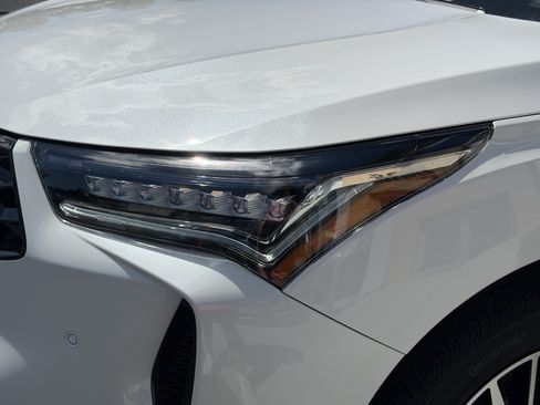 Used 2025 Acura RDX w/ Advance Package AWD/4WD image 8