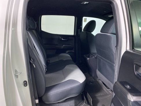 Certified 2023 Toyota Tacoma TRD Sport w/ Technology Package image 9