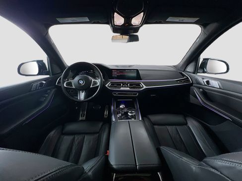 Used 2022 BMW X7 M50i AWD/4WD image 9