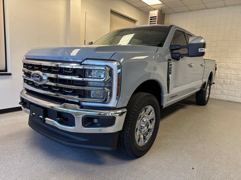 New 2026 Ford F250 King Ranch w/ Chrome Package AWD/4WD image 17