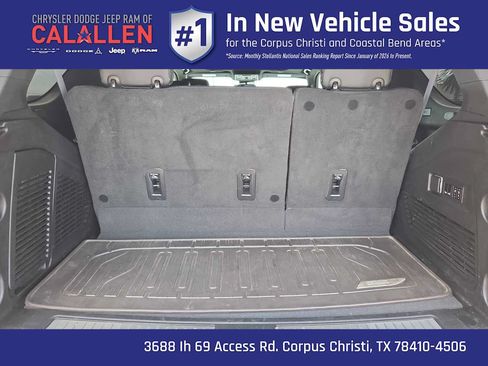 Used 2023 GMC Yukon AT4 w/ AT4 Premium Plus Package AWD/4WD image 27