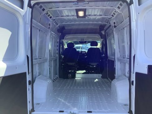 Used 2025 RAM ProMaster 1500 w/ Convenience Group FWD image 20