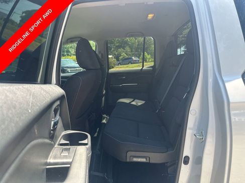 Used 2023 Honda Ridgeline Sport image 8