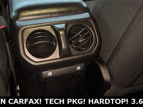 Used 2021 Jeep Wrangler Unlimited Sport image 21