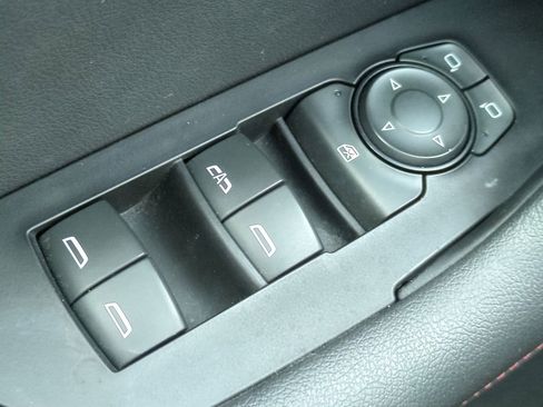 Used 2019 Chevrolet Blazer RS image 22