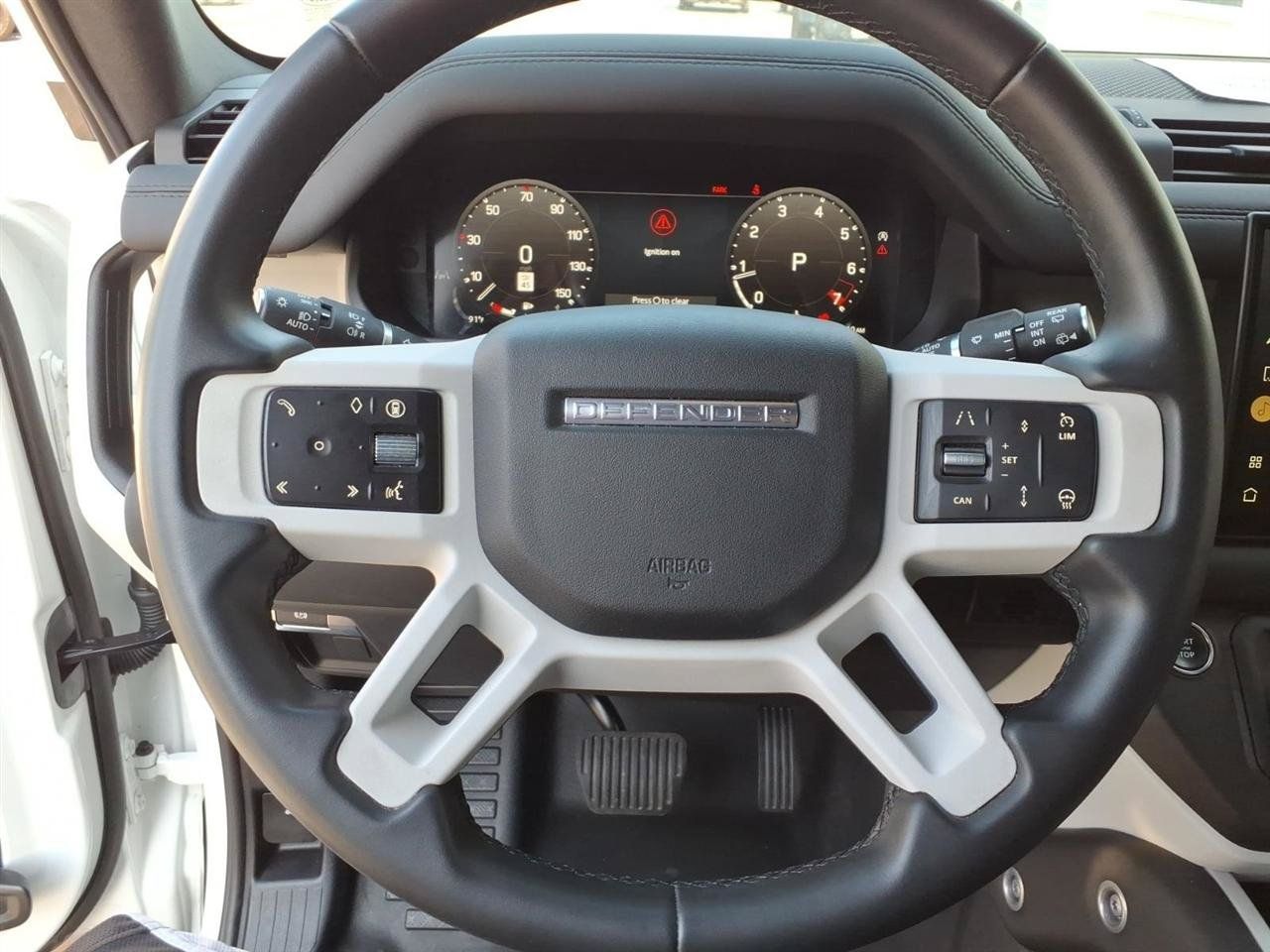 Used 2025 Land Rover Defender 110 S AWD/4WD image 8