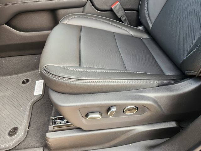 New 2026 GMC Yukon Denali w/ Sun & Power Step Package RWD image 48