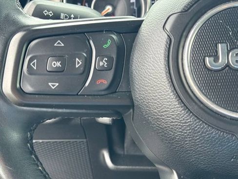Used 2021 Jeep Wrangler Unlimited Sport AWD/4WD image 41