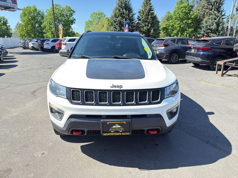 Used 2020 Jeep Compass Trailhawk AWD/4WD image 12