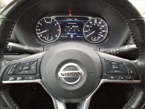 Used 2022 Nissan Sentra SV w/ Trunk Package image 14