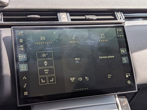 Used 2024 Land Rover Range Rover Velar S image 19