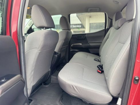 Used 2022 Toyota Tacoma SR5 image 9