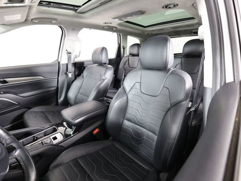 Used 2021 Kia Telluride SX w/ SX Prestige Package AWD/4WD image 11