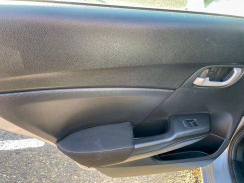 Used 2015 Honda Civic SE image 13