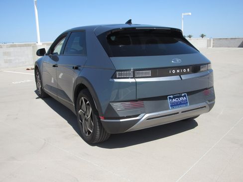 Used 2024 Hyundai Ioniq 5 SEL image 6