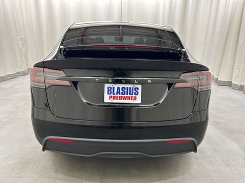 Used 2024 Tesla Model X AWD/4WD image 31