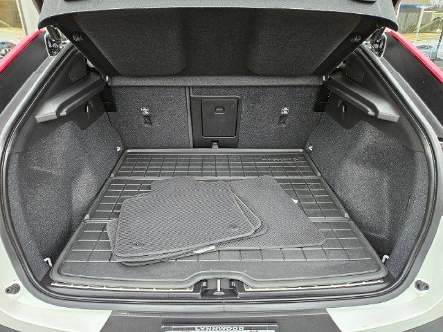 Used 2023 Volvo C40 P8 Recharge Ultimate w/ Protection Package Premier AWD/4WD image 12