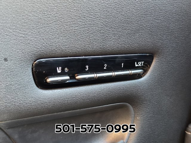 Used 2021 Lexus LS 500 w/ Accessory Package (Z2) RWD image 37