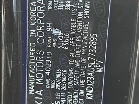 Used 2020 Kia Soul LX image 23