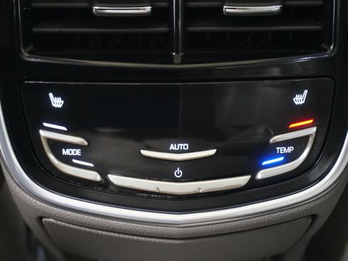 Used 2013 Cadillac XTS Platinum image 14