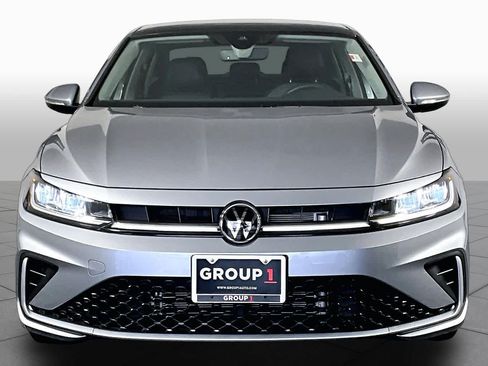 Used 2026 Volkswagen Jetta SEL FWD image 4