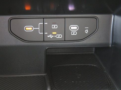 New 2026 Kia Sorento S image 37