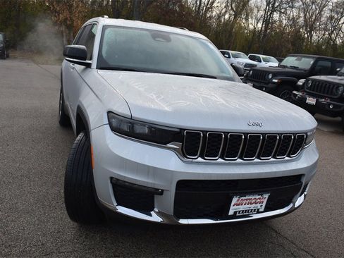 Used 2023 Jeep Grand Cherokee L Limited image 10