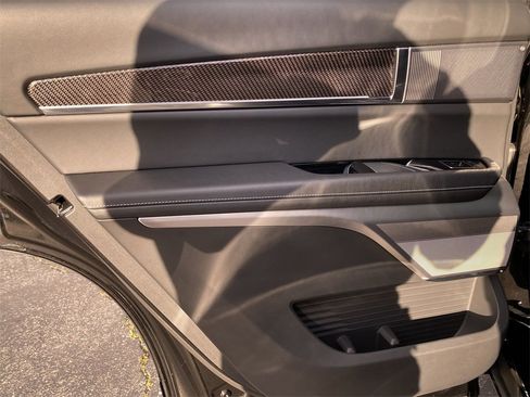 Used 2026 Cadillac Vistiq Luxury image 36