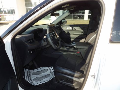 Used 2026 Ford Explorer Tremor image 9