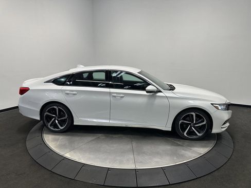 Used 2019 Honda Accord Sport image 8