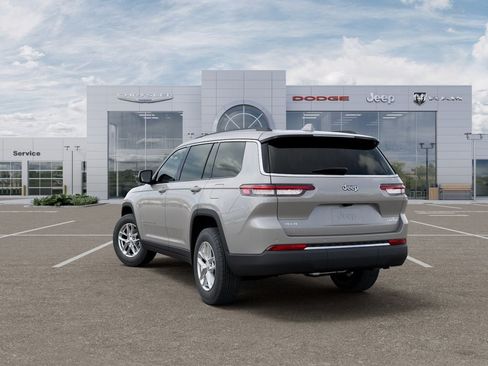 New 2026 Jeep Grand Cherokee L Laredo AWD/4WD image 3