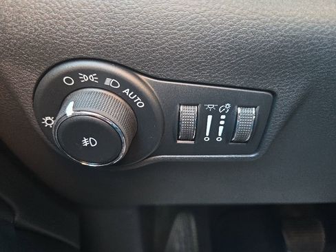 New 2026 Jeep Compass Latitude AWD/4WD image 42