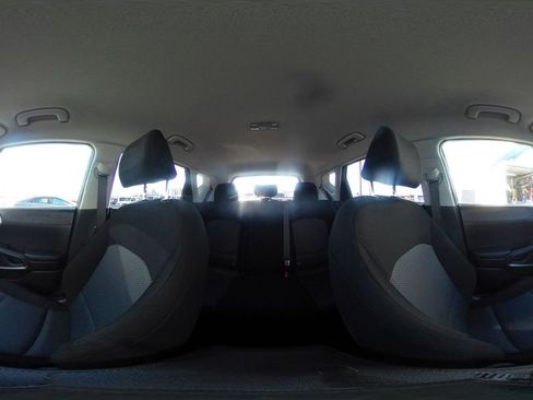 Used 2025 Kia Soul LX w/ LX Technology Package image 40