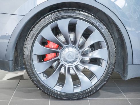 Used 2020 Tesla Model Y Performance AWD/4WD image 23